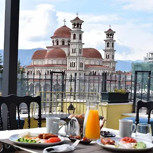 **** Hotel Bocca Albania